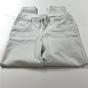 Elegant White Skinny Jeans for Women